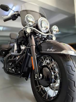 HARLEY-DAVIDSON SOFTAIL HERITAGE CLASSIC 